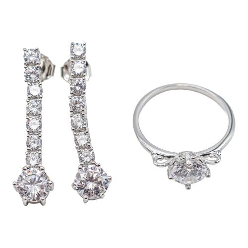 PENDIENTES LARGOS Y ANILLO CON CIRCONITAS
