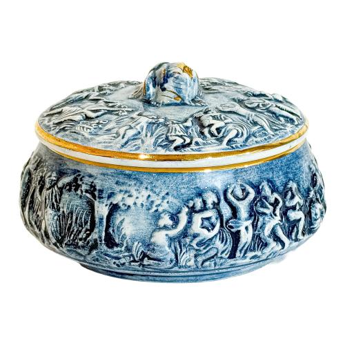 CAJA EN PORCELANA CAPODIMONTE DEL ÚLTIMO TERCIO DE S. XX