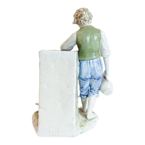 FIGURA EN PORCELANA DEL PRIMER TERCIO DEL SIGLO XX
