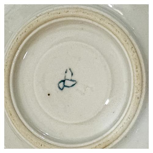 JUEGO DE TÉ EN PORCELANA PLATEADA