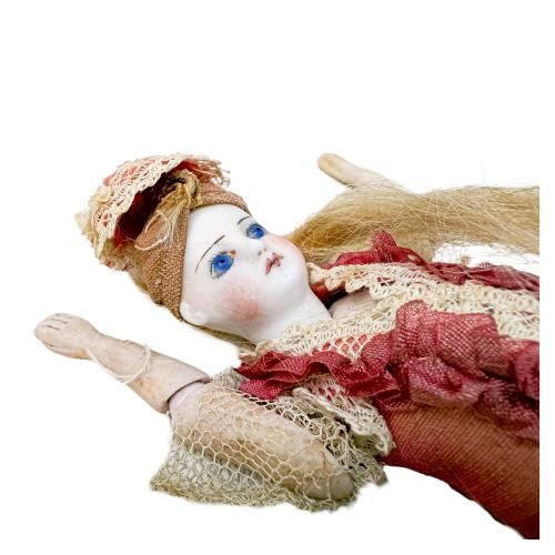 PEQUEÑA MUÑECA DE PORCELANA PRINCIPIOS DEL S.XX