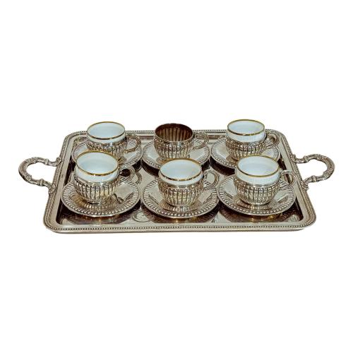 BANDEJA Y SEIS TAZAS DE CAFÉ CON PLATO PRIMER TERCIO S.XX