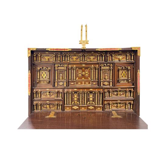 MUEBLE BARGUEÑO PRIMER CUARTO DEL SIGLO XX