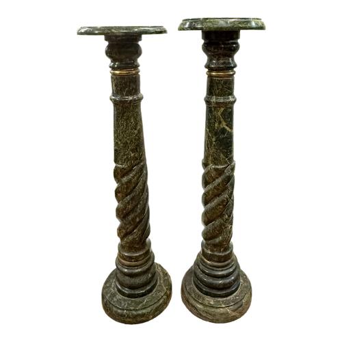 PAREJA DE COLUMNAS DEL PRIMER TERCIO DE SIGLO XX