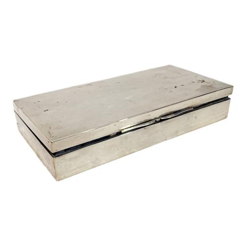 CAJA TABAQUERA DE MEDIADOS DEL SIGLO XX