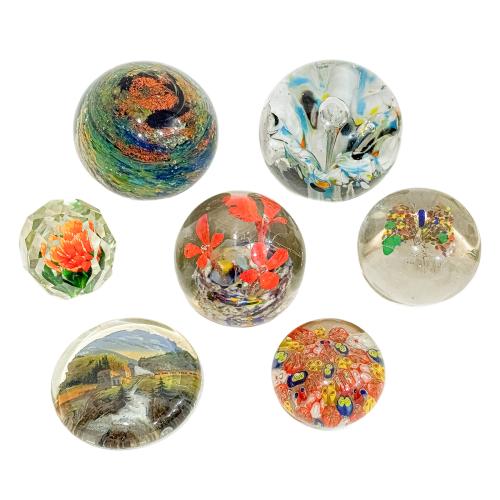 COLECCIÓN DE PISAPAPELES DE LA SEGUNDA MITAD S.XX