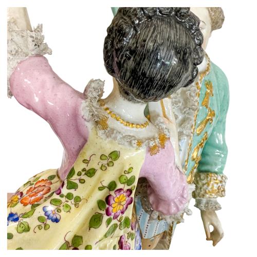FIGURA PAREJA DIECIOCHESCA DE LA PRIMERA MITAD DE SIGLO XX