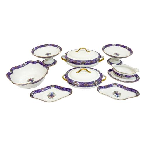 SERVICIO DE MESA EN PORCELANA DE LIMOGES MEDIADOS S.XX
