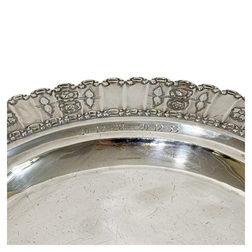 PLATO DE PLATA DE MEDIADOS DE SIGLO XX