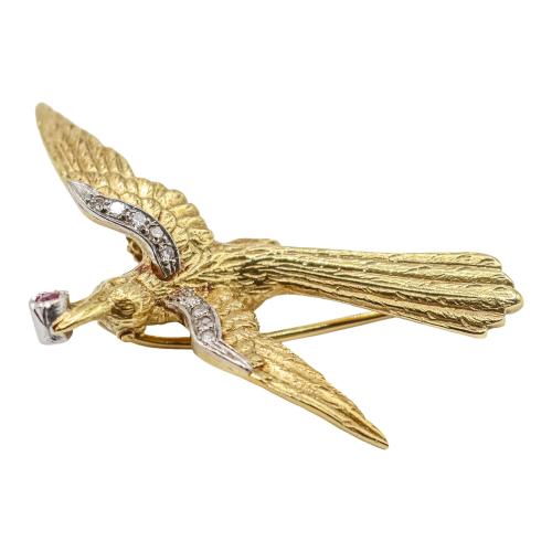 BROCHE AVE CON RUBÍ Y DIAMANTES, MEDIADOS S.XX
