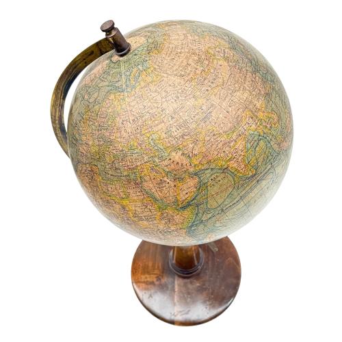 GLOBO TERRESTRE DEL PRIMER TERCIO DEL SIGLO XX