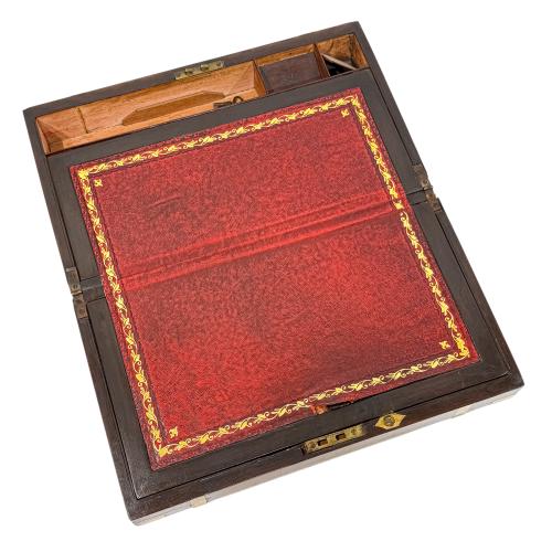 CAJA ESCRIBANIA DE FINALES DEL SIGLO XIX