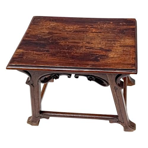 BANQUETA MODERNISTA DE FINALES DE SIGLO XIX