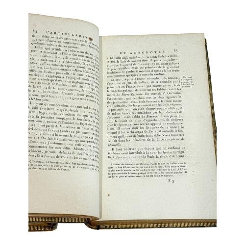 OEUVRES COMPLÈTES DE VOLTAIRE. SIÈCLE DE LOUIS XIV