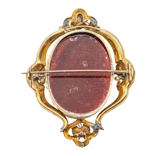 BROCHE DEVOCIONAL CON ESMALTES DEL S.XIX