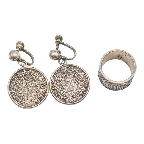 PENDIENTES Y ANILLO MEXICANOS