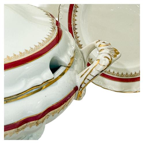 CONJUNTO DE PIEZAS DE VAJILLA ALEMANA DEL ÚLTIMO CUARTO S.XX