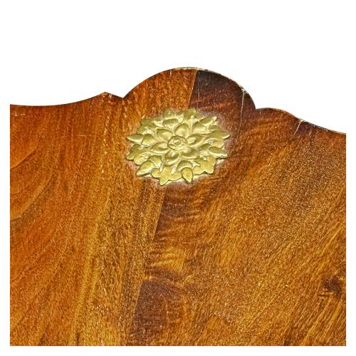 BRASERO CON BASE DE MADERA