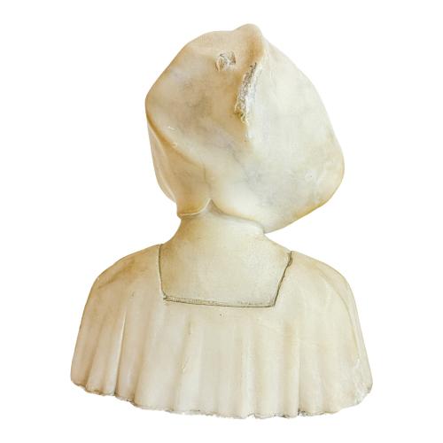 BUSTO DE NIÑA DE PRINCIPIOS DE SIGLO XX