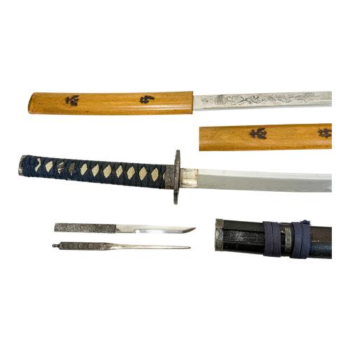 DOS KATANAS DE MEDIADOS DEL S.XX
