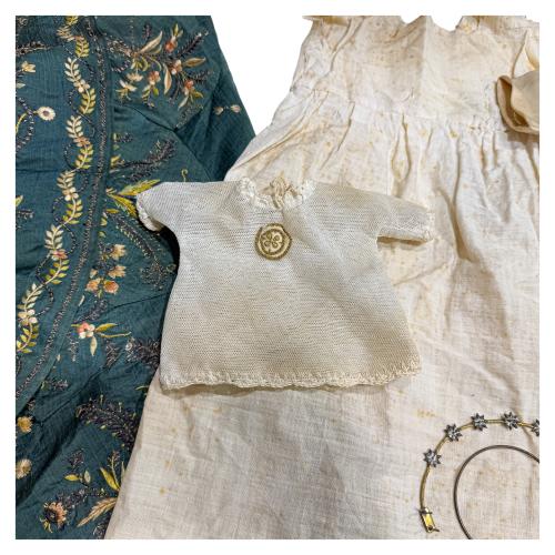 ROPA PARA IMAGEN DE VIRGEN Y NIÑO JESUS DE FINALES DEL S.XIX