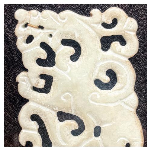 PLACA DE DRAGÓN EN JADE