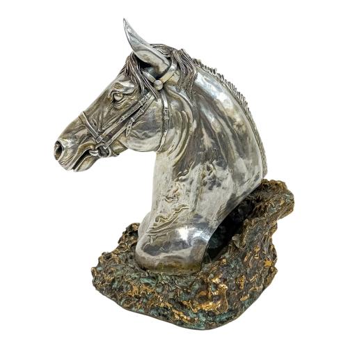 BUSTO DE CABALLO DEL ÚLTIMO CUARTO DE SIGLO XX