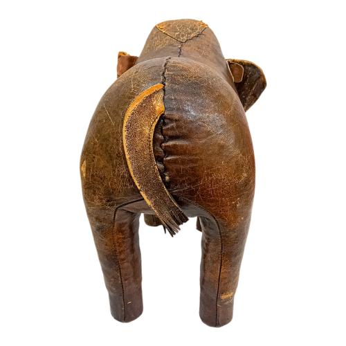 ELEFANTE DE CUERO DE LOS AÑOS 70