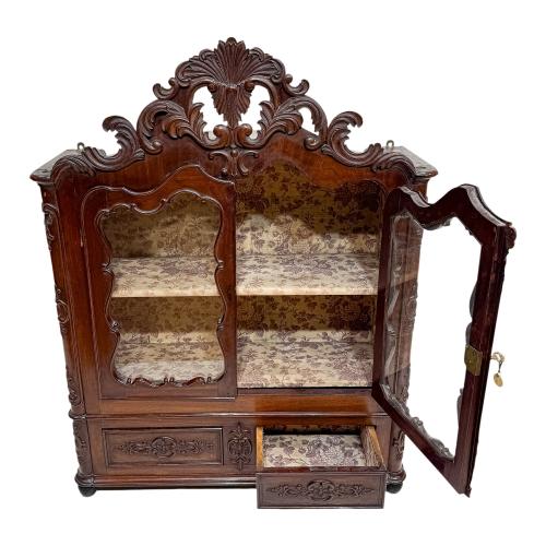 VITRINA DE SOBREMESA DEL SIGLO XIX