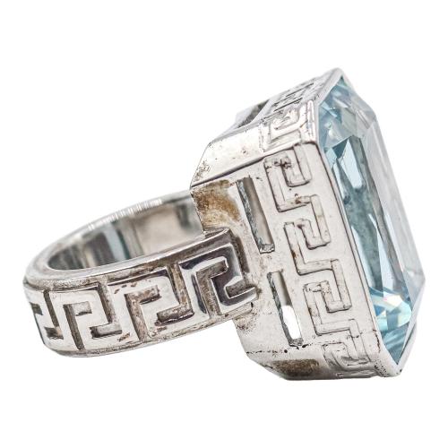 ANILLO CON ESPINELA DE CAPDEVILA