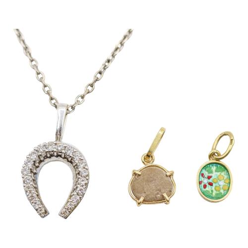 CADENA CON COLGANTES 