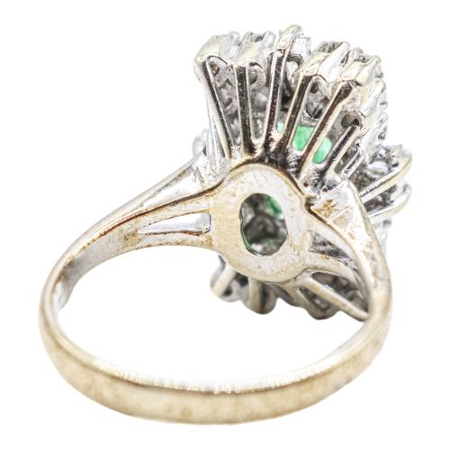 ANILLO ROSETÓN CON ESMERALDA Y BRILLANTES
