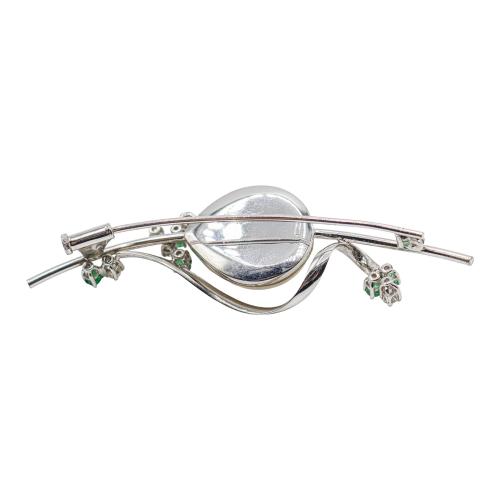 BROCHE CON PERLA MABÉ, ESMERALDAS Y BRILLANTES