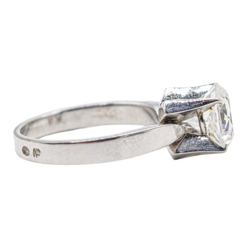 ANILLO SOLITARIO CON CIRCONITA