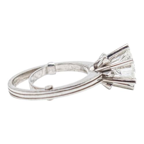 ANILLO SOLITARIO CON BRILLANTE