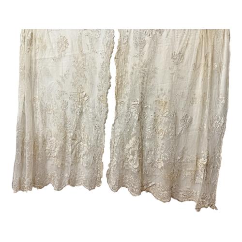 DOS CORTINAS DE PRINCIPIOS DE FINALES DEL S.XIX