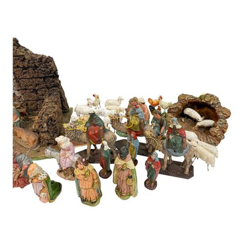 CONJUNTO DE FIGURAS DE PESEBRE DE MEDIADOS DEL S.XX