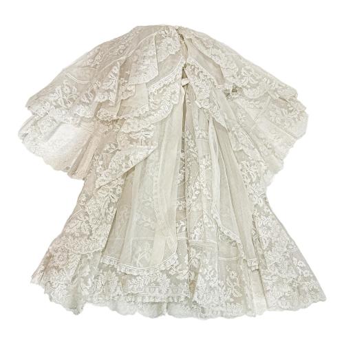 VESTIDO DE ACRISTIANAR DEL PRIMER TERCIO DEL S.XX