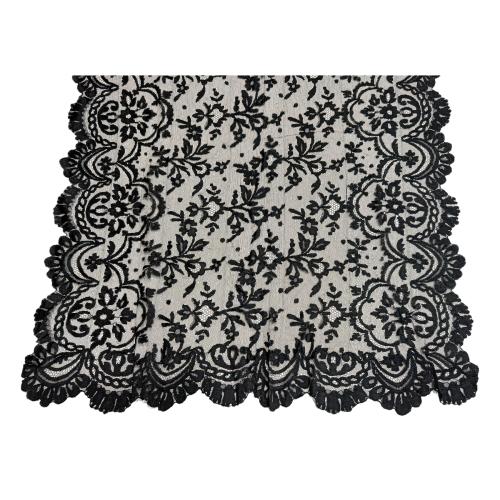 MANTILLA, PICO Y CUELLO DEL PRIMER TERCIO DEL S.XX
