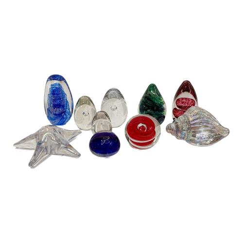 CONJUNTO DE PISAPAPELES EN CRISTAL