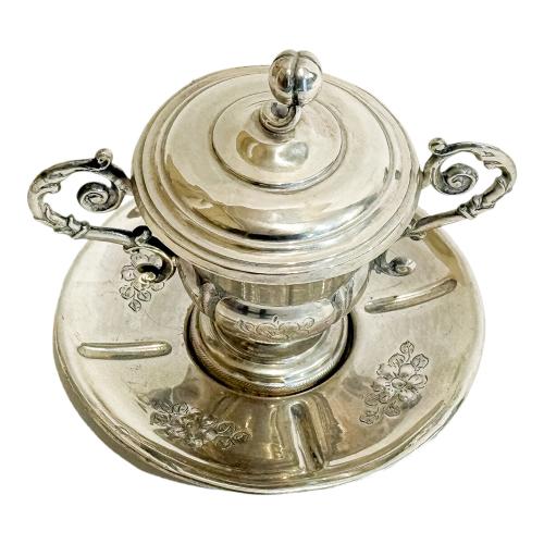 PEQUEÑA COPA Y PLATITO DE PLATA PUNZONADA DE FINALES S. XIX