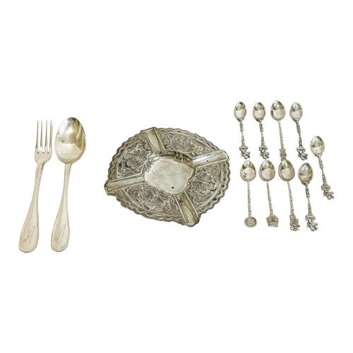 CONJUNTO DE CUBIERTOS Y CENICERO DE MEDIADOS DE S. XX