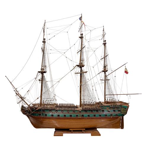 MAQUETA DE BUQUE DE LINEA FRANCÉS DE MEDIADOS DE S. XX
