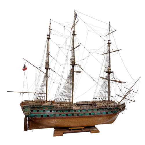 MAQUETA DE BUQUE DE LINEA FRANCÉS DE MEDIADOS DE S. XX