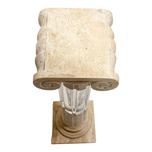 BUSTO MODERNISTA SOBRE COLUMNA 