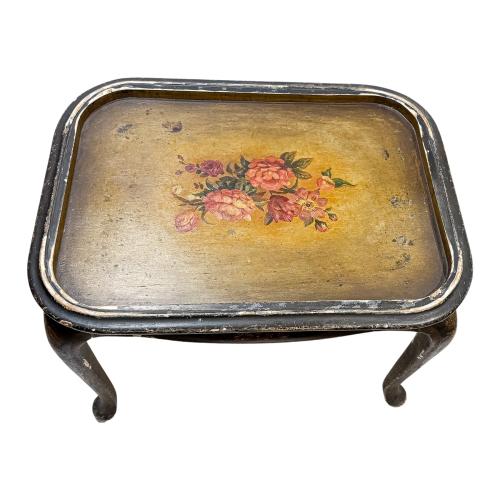MESA DE SERVCIO DE LA SEGUNDA MITAD S.XIX