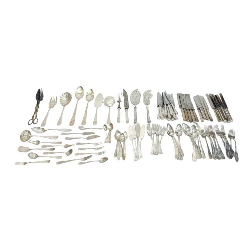 CONJUNTO DE CUBIERTOS DE PLATA DE PRINCIPIOS DE SIGLO XX
