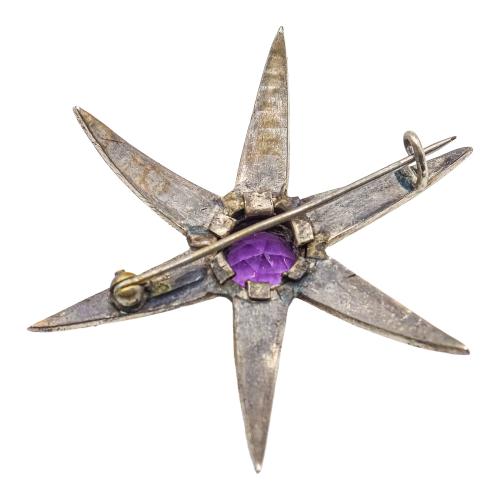BROCHE CON AMATISTA Y DIAMANTES