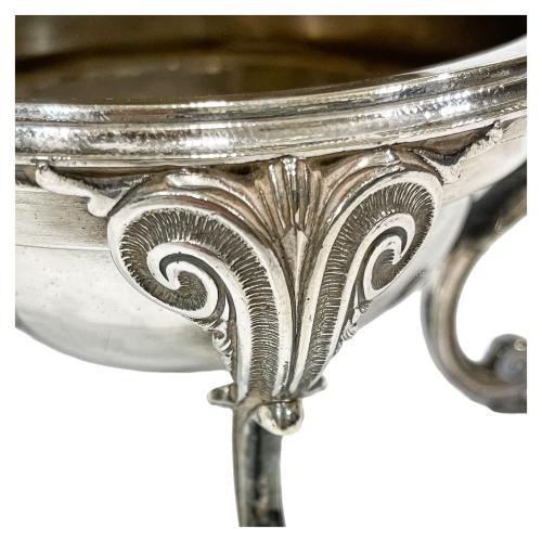 CAVIATERA EN METAL PLATEADO DE MEDIADOS DE SIGLO XX