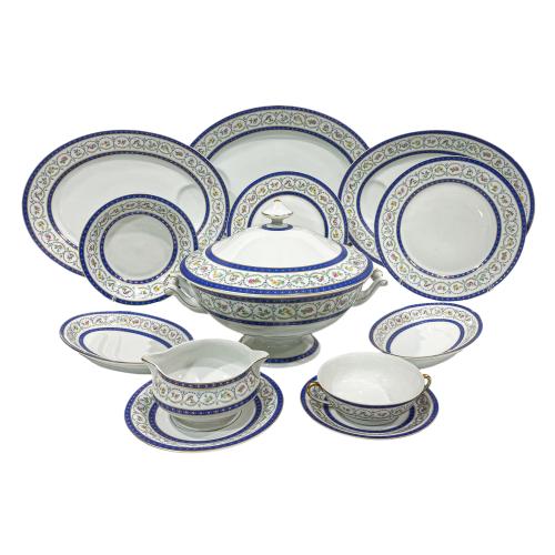 VAJILLA EN PORCELANA DE LIMOGES PARA 12 SERVICIOS